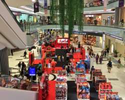 The mall also provides services like waiting rooms, Musholla, and places to organize Wedding Ceremonies, birthdays, and other things.